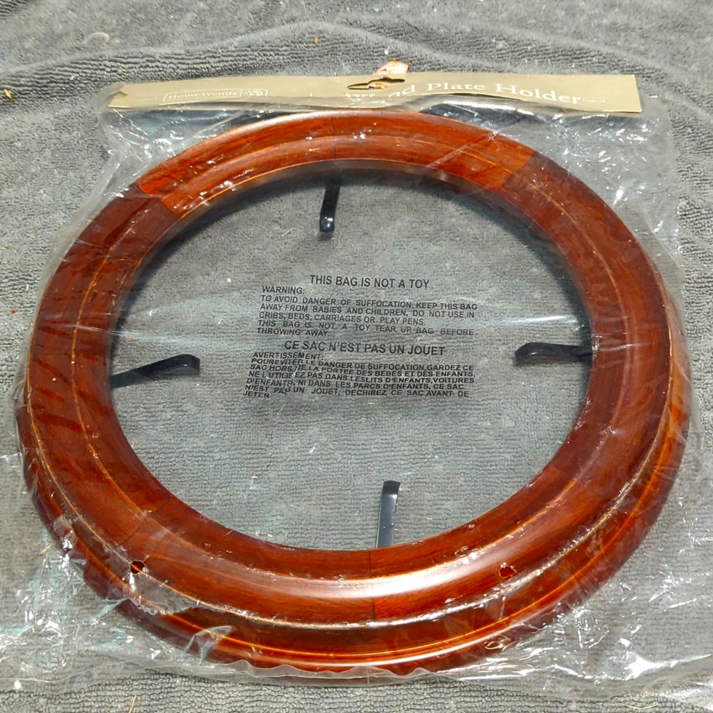 Wood plate holder. New in package.